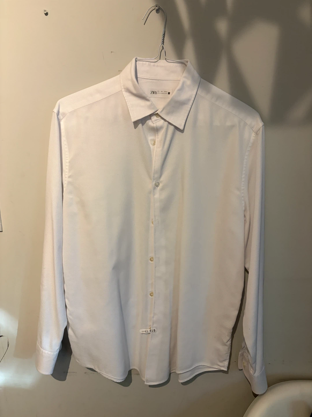 Zara Men's White Button-Up Shirt