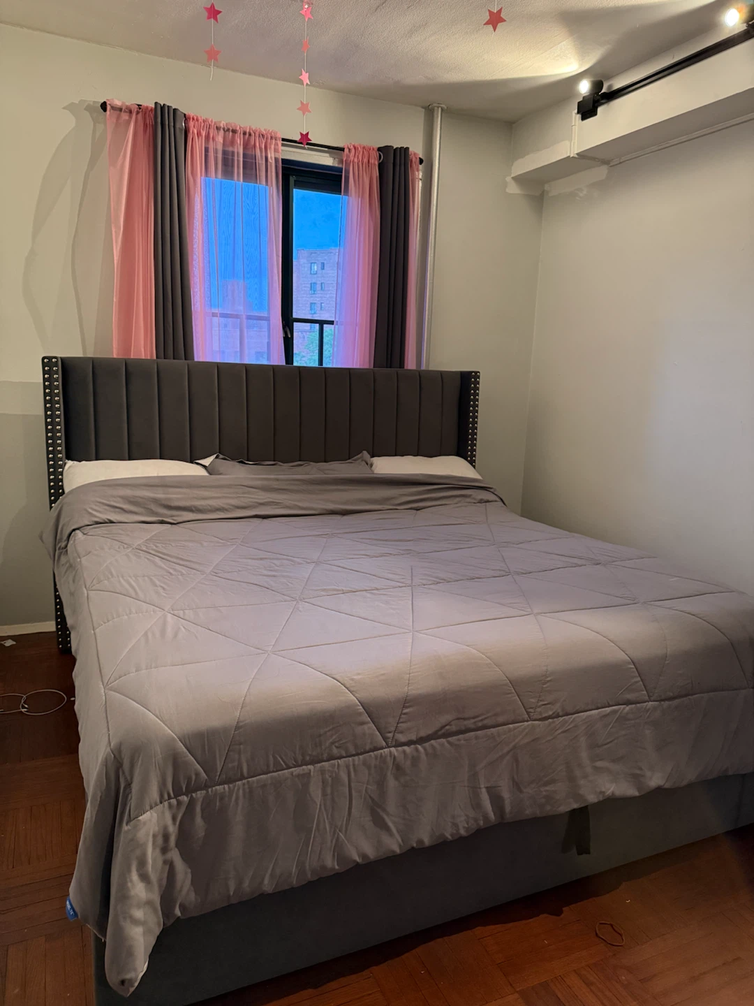 Dark Gray Upholstered Storage Bed Frame & Mattress - photo 3