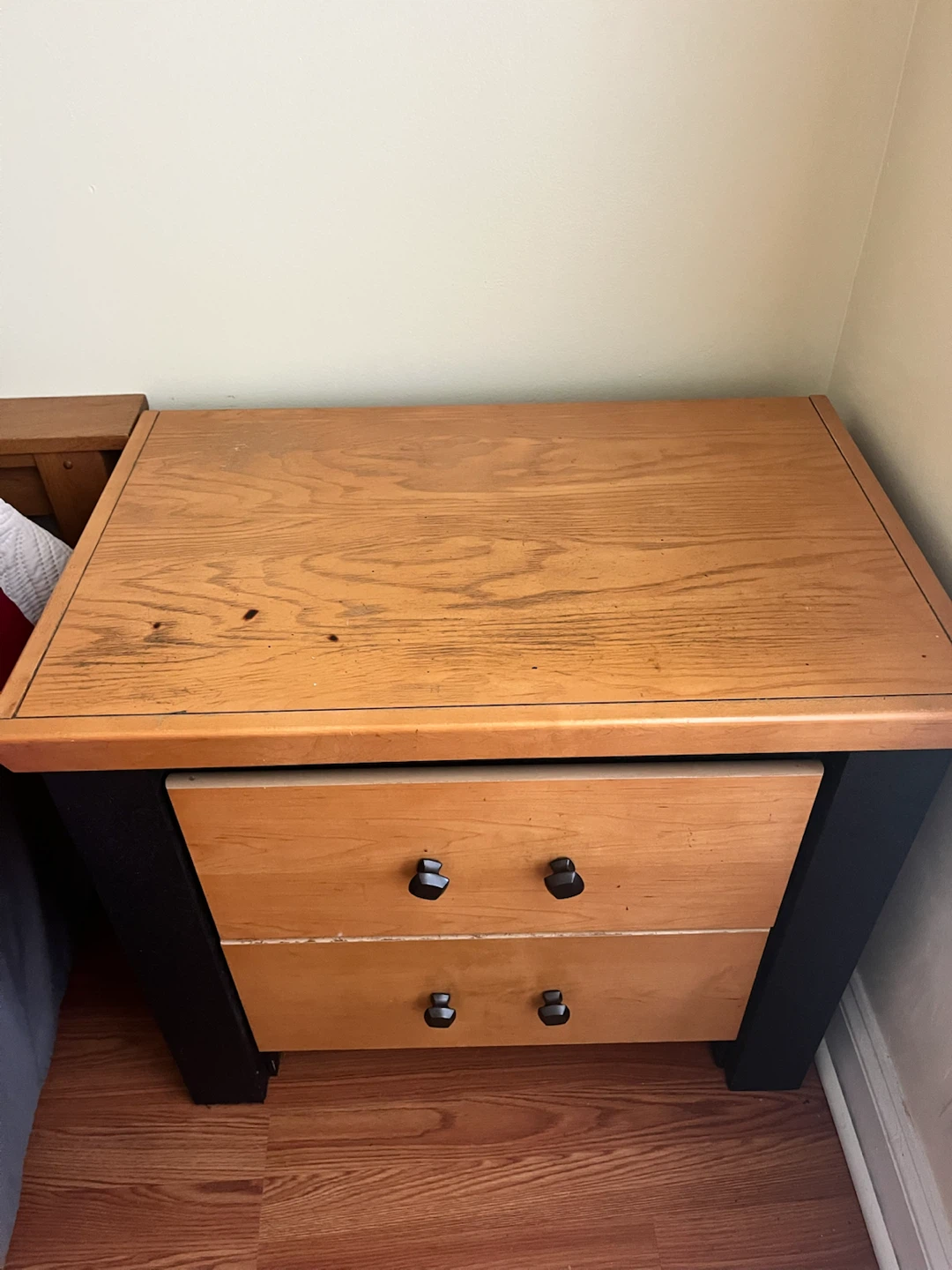 Two-drawer wooden nightstand set - photo 3