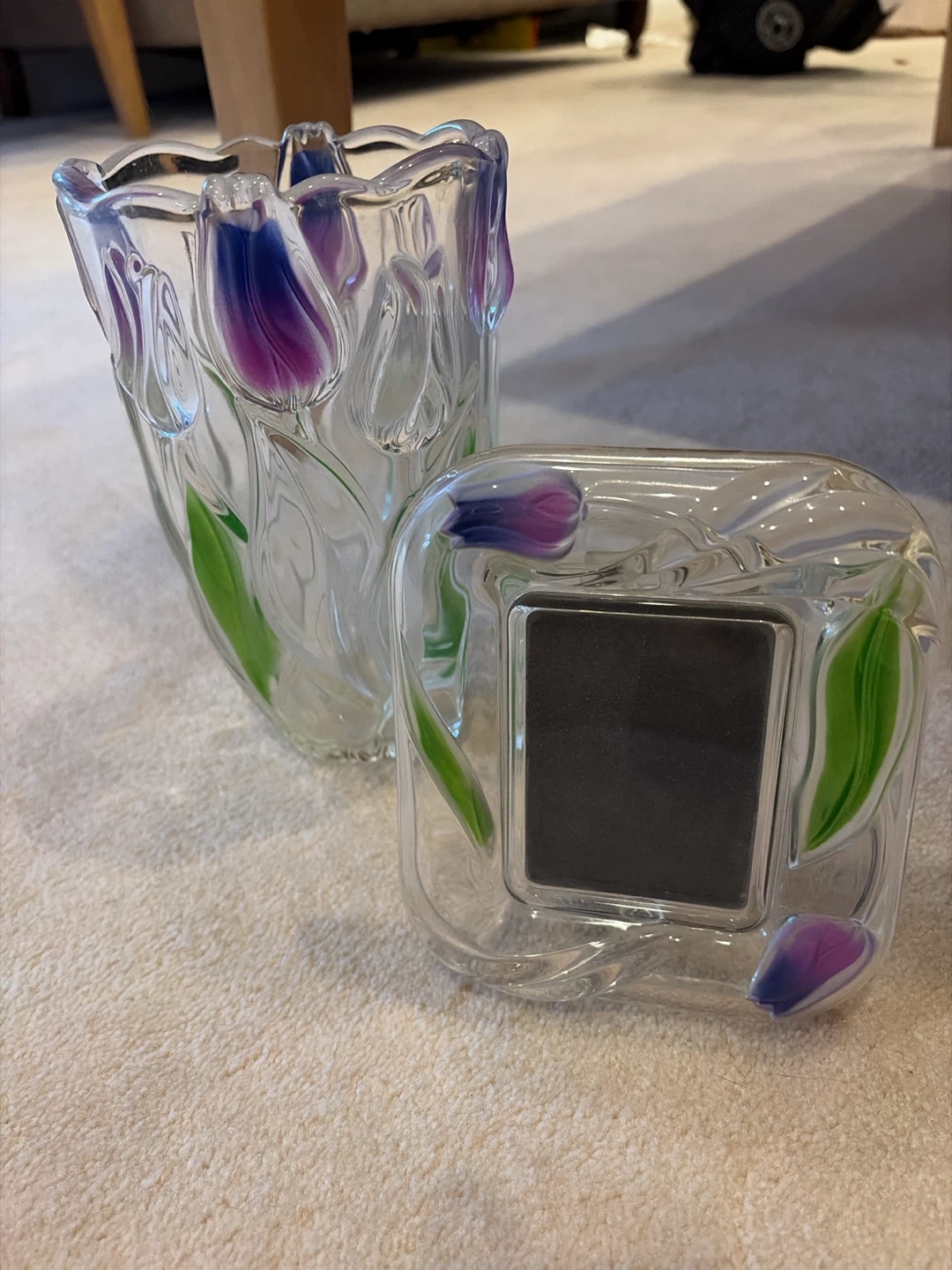 Vase & Picture Frame