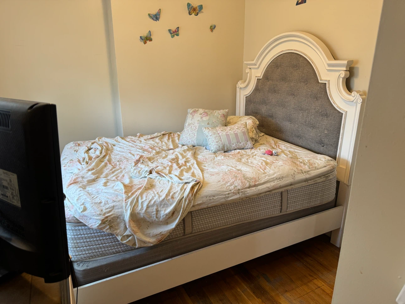 White Queen Bed Frame with Headboard - photo 3