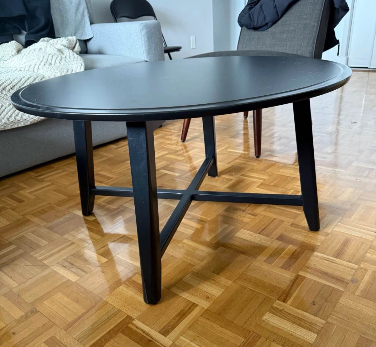 IKEA coffee table (Kragsta)