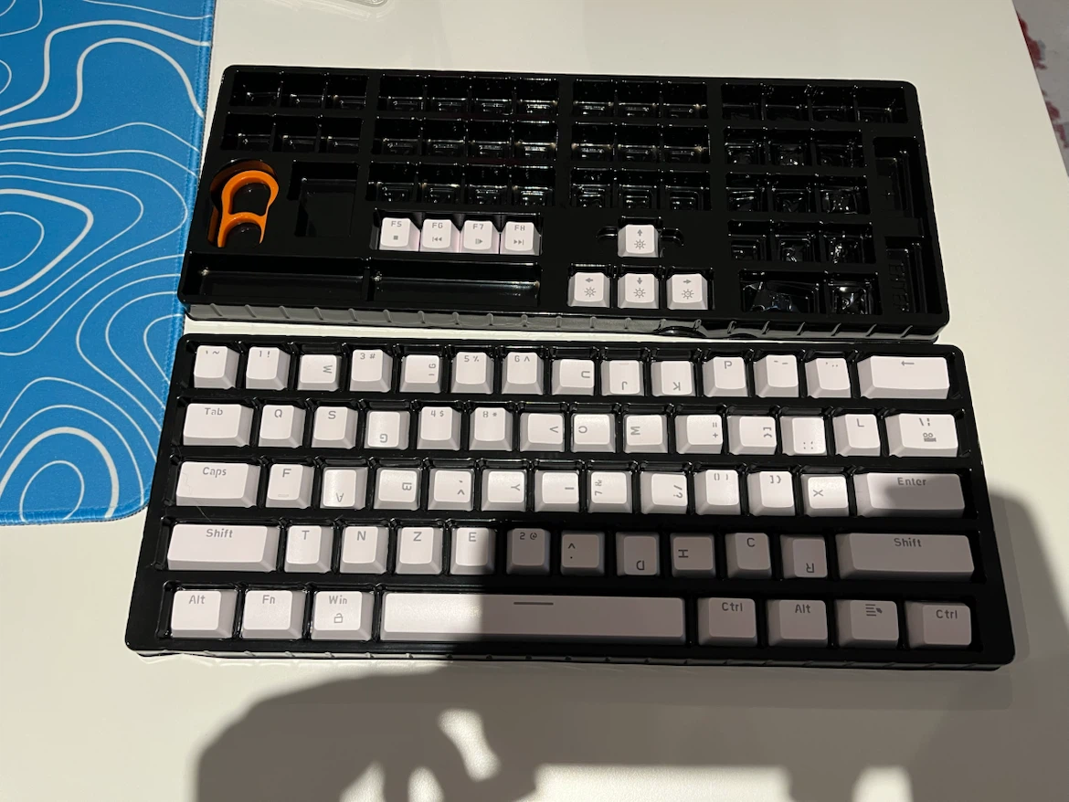 Mouse + mechanical keyboard + mousepad combo - photo 3