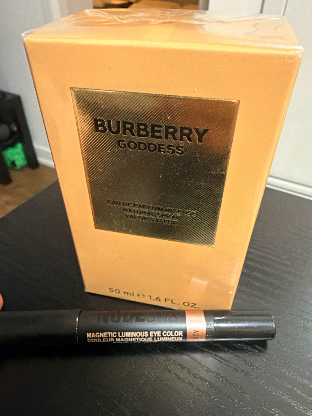 Burberry Goddess Parfum Intense 50ml free nuedestix eye color - photo 3