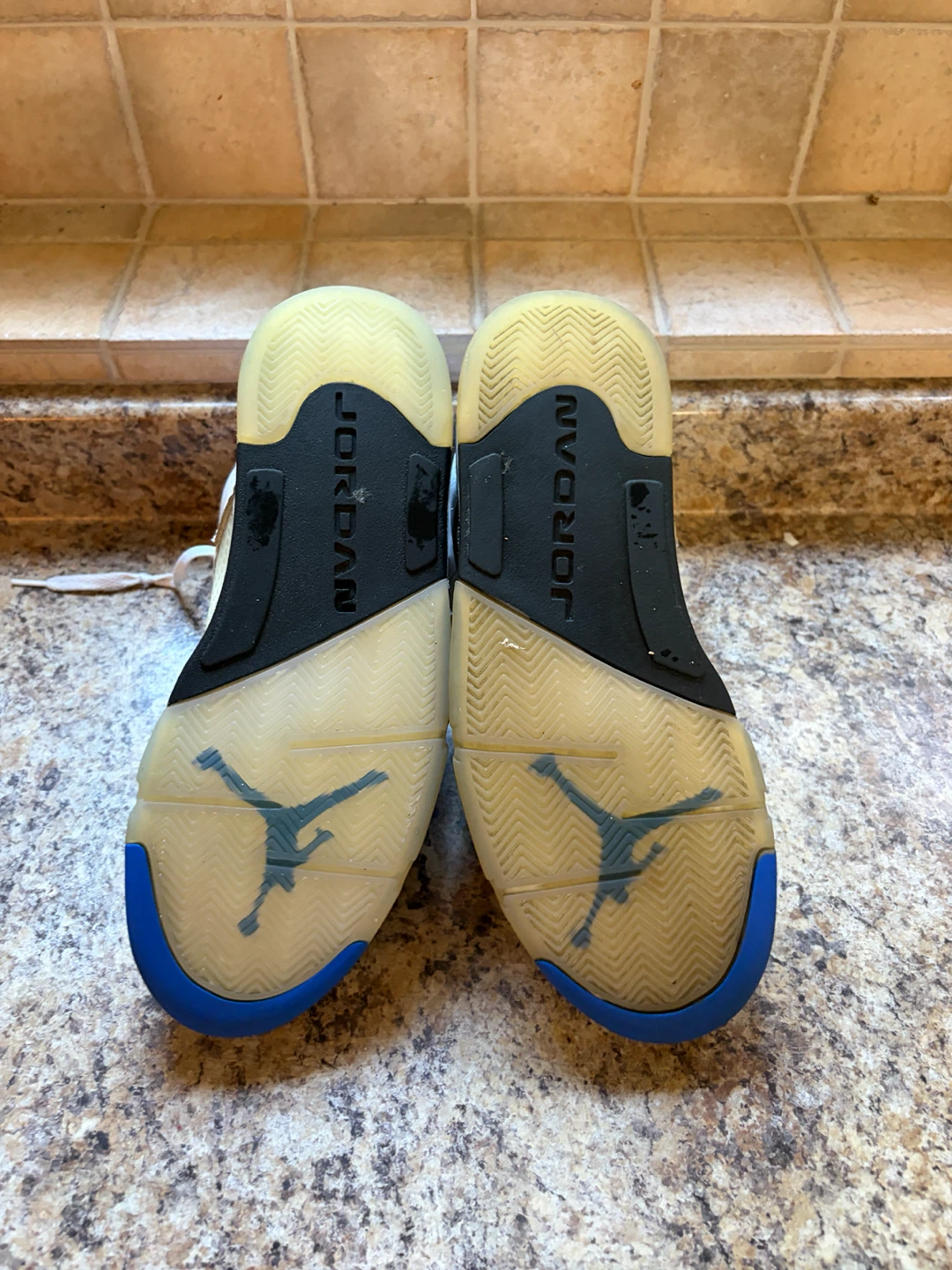 Air Jordan 5 Retro Sneakers - photo 5