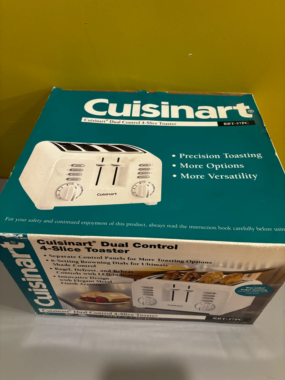 Cuisinart Dual Control 4-Slice Toaster RBT-57PC - photo 2