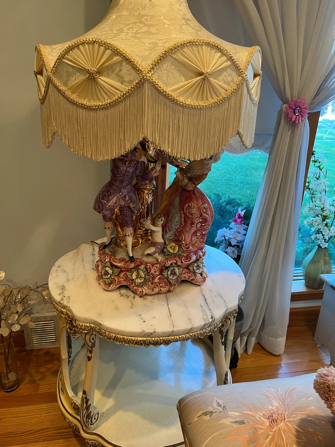 Vintage Ornate Table Lamps with Figures - photo 2