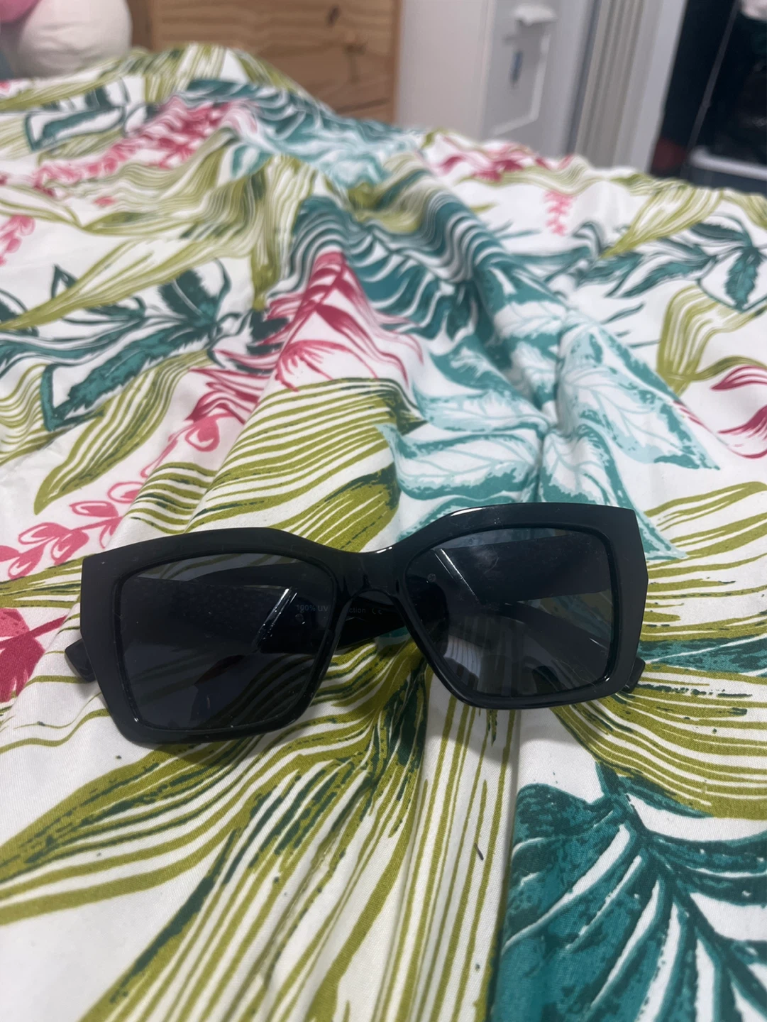 Black Fashion Sunglasses