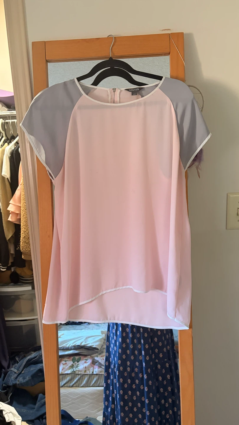 Kenneth Cole Reaction Pink & Grey Top