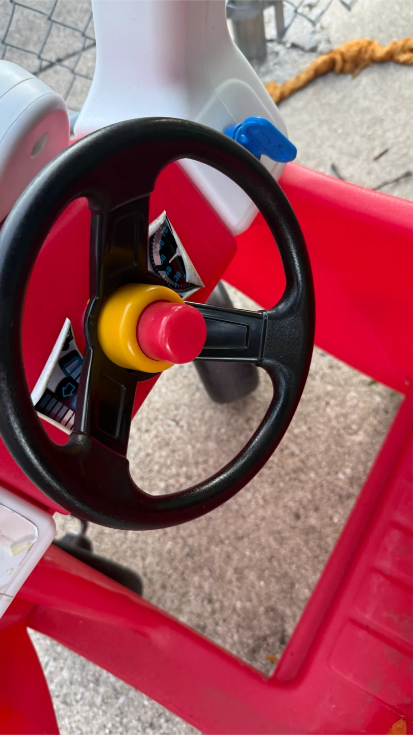 Little Tikes Cozy Coupe Ride-On Toy Car check more pictures - photo 4