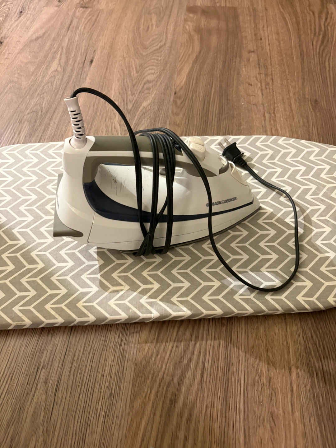Black & Decker Iron and Iron Board