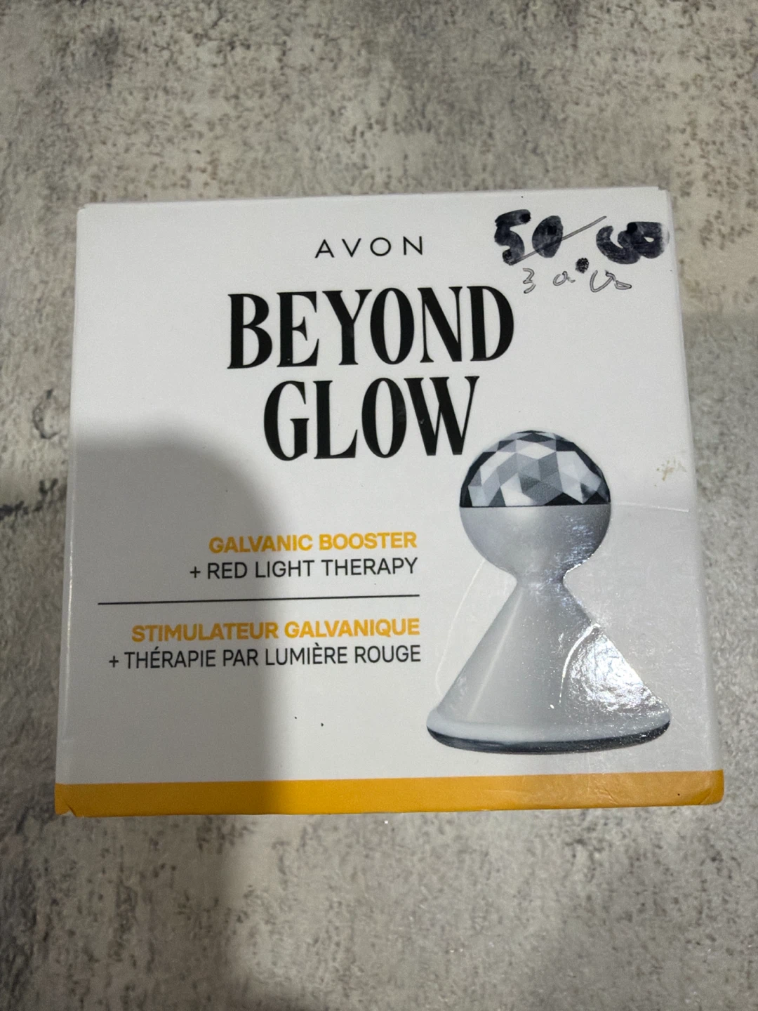 Avon Beyond Glow Galvanic Booster + Red Light Therapy