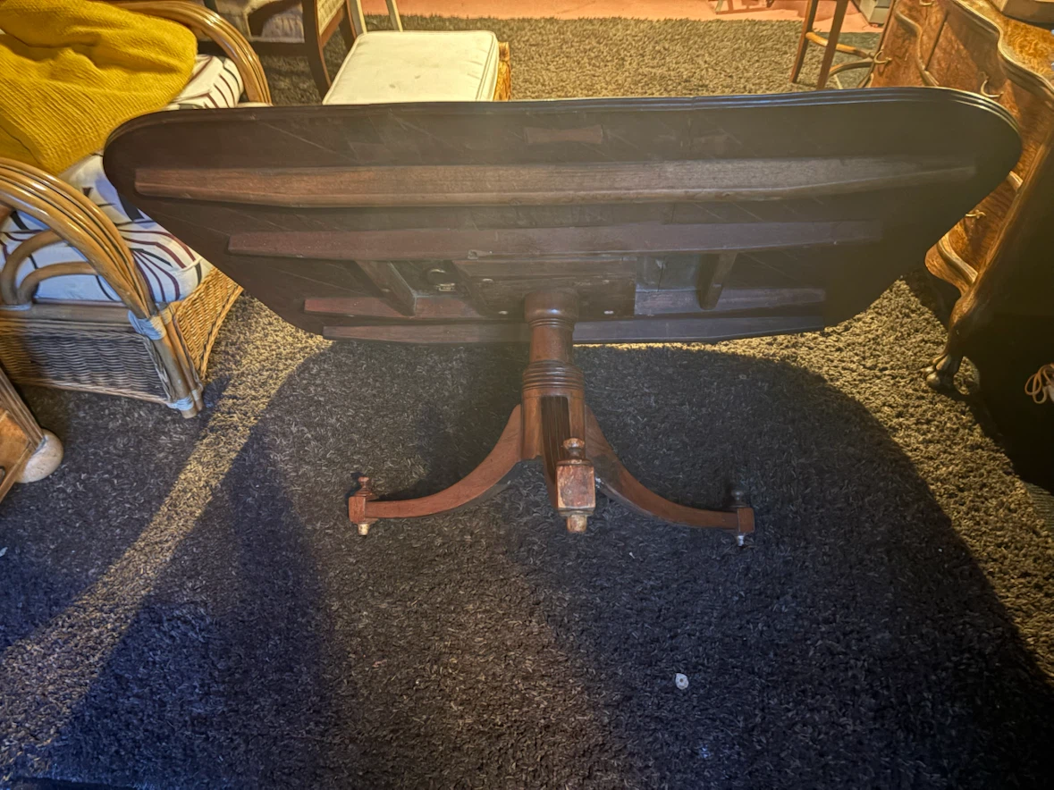 Antique Mahogany Dining Table - photo 5