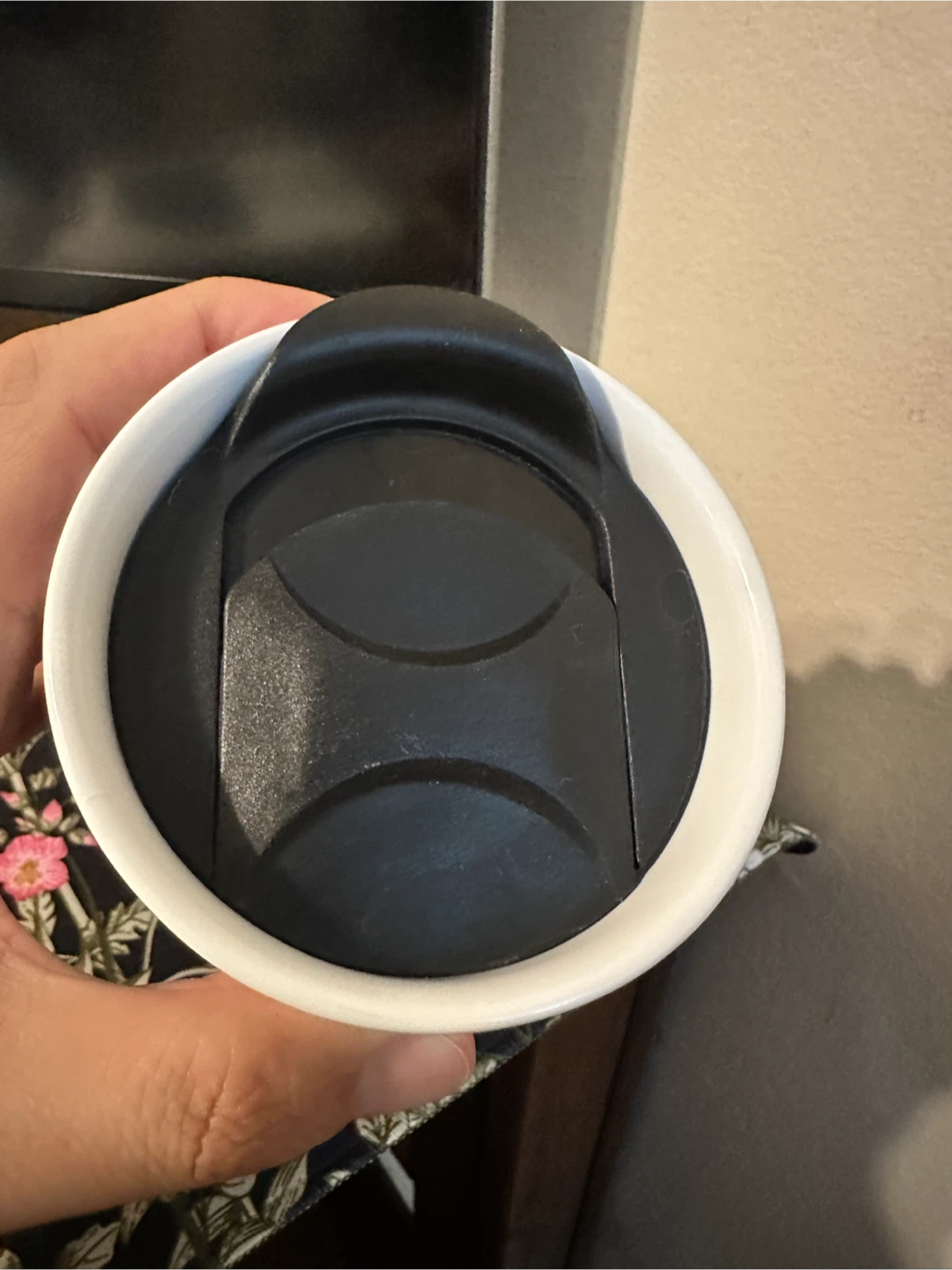 Ikea Ceramic Travel Mug with Black Lid - photo 3