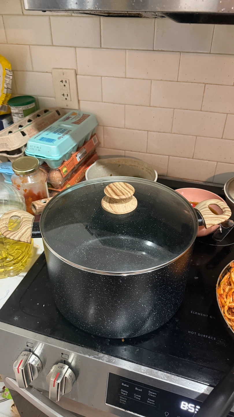 Michelangelo Stock Pot with Lid 10 Qt