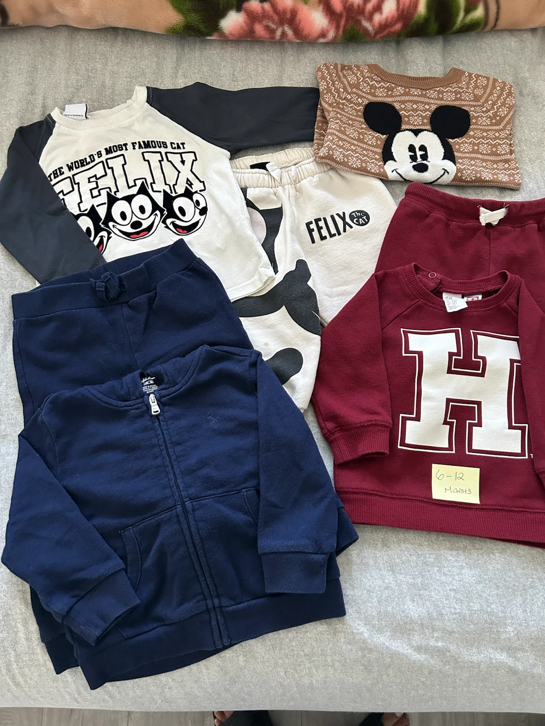 Bundle of Sleepers and Clothing Baby Infant - photo 2