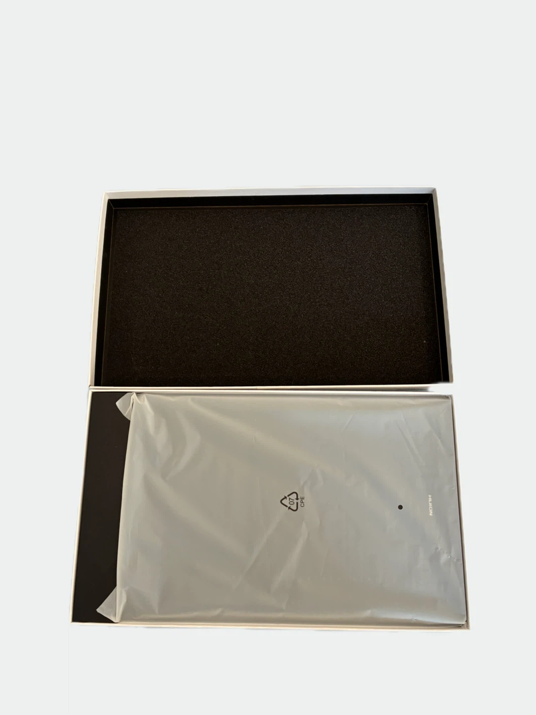 HUION Inspiroy H1060P Graphics Drawing Tablet with Pen - photo 2