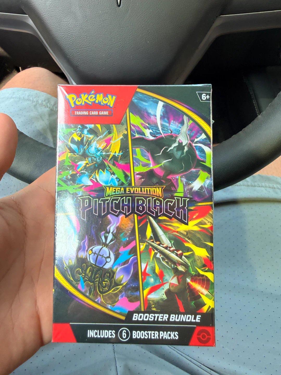 Pokémon Mega Evolution Pitch Black Booster Bundle