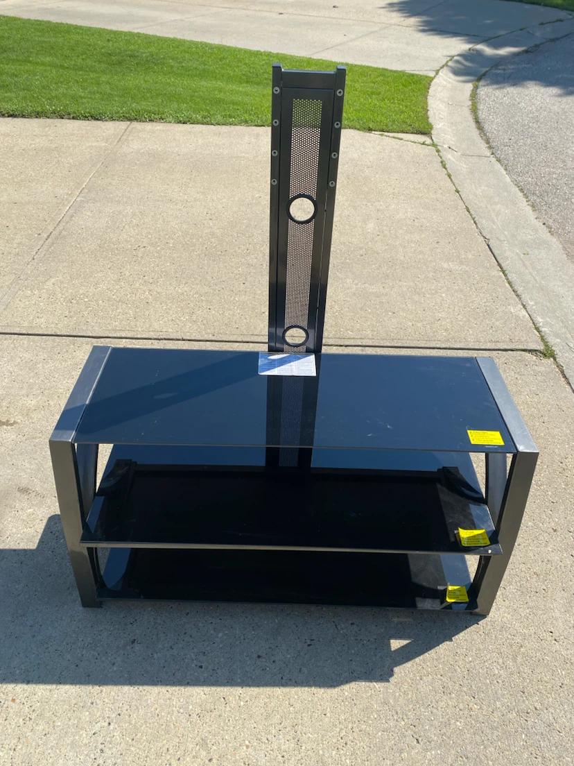 Black Glass TV Stand + Mount ***