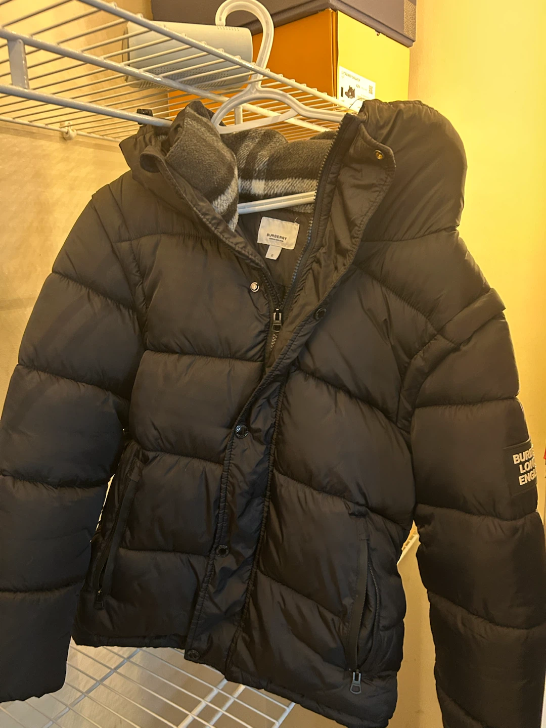 Burberry Puffer Jacket - photo 2