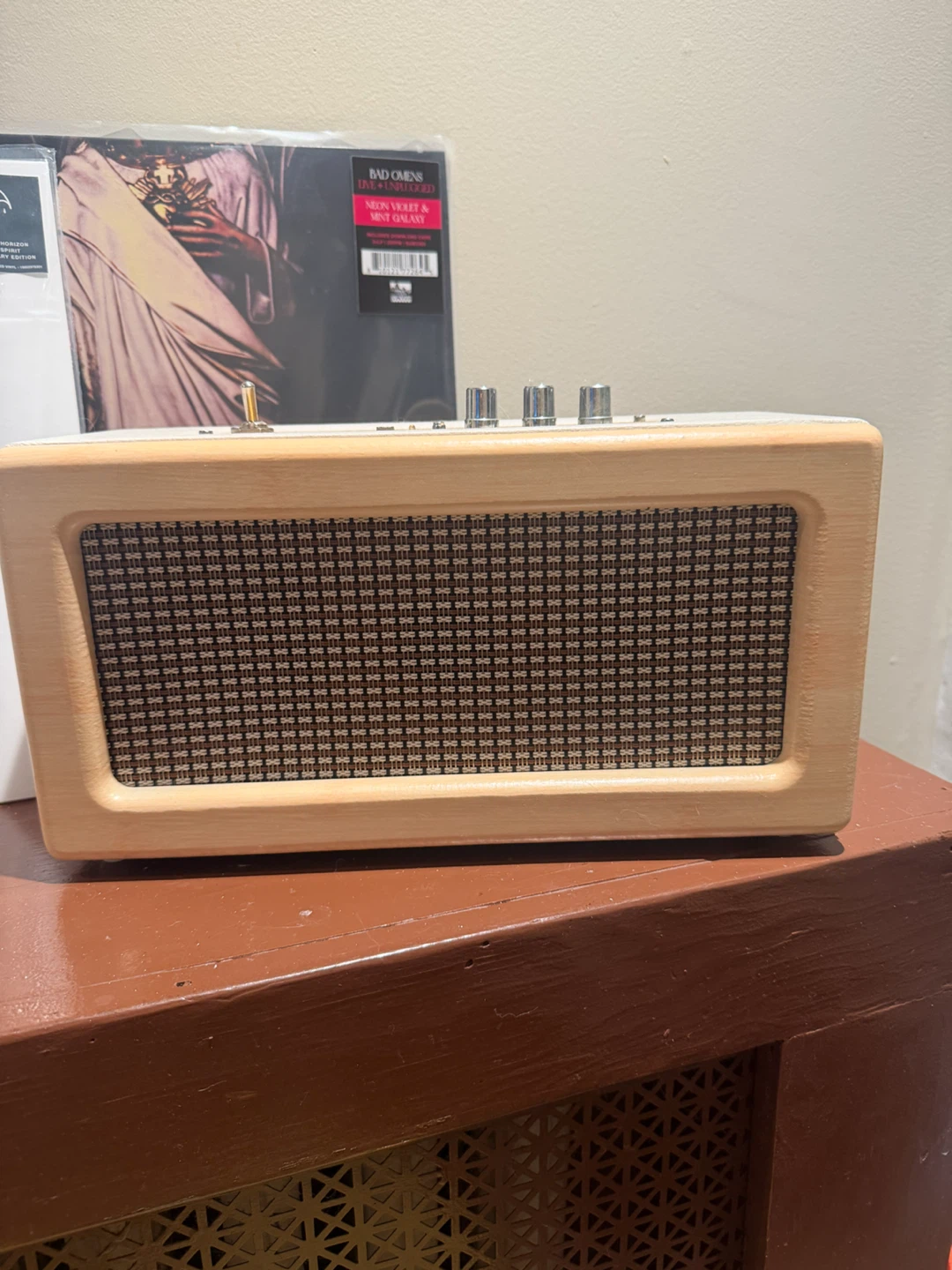 Retro style speaker - photo 4