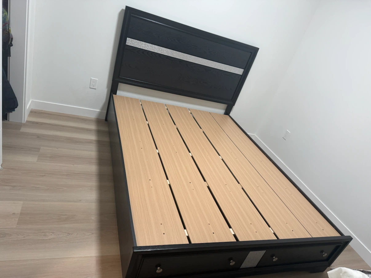 Black Headboard queen Bed Frame with Silver Accent - photo 2