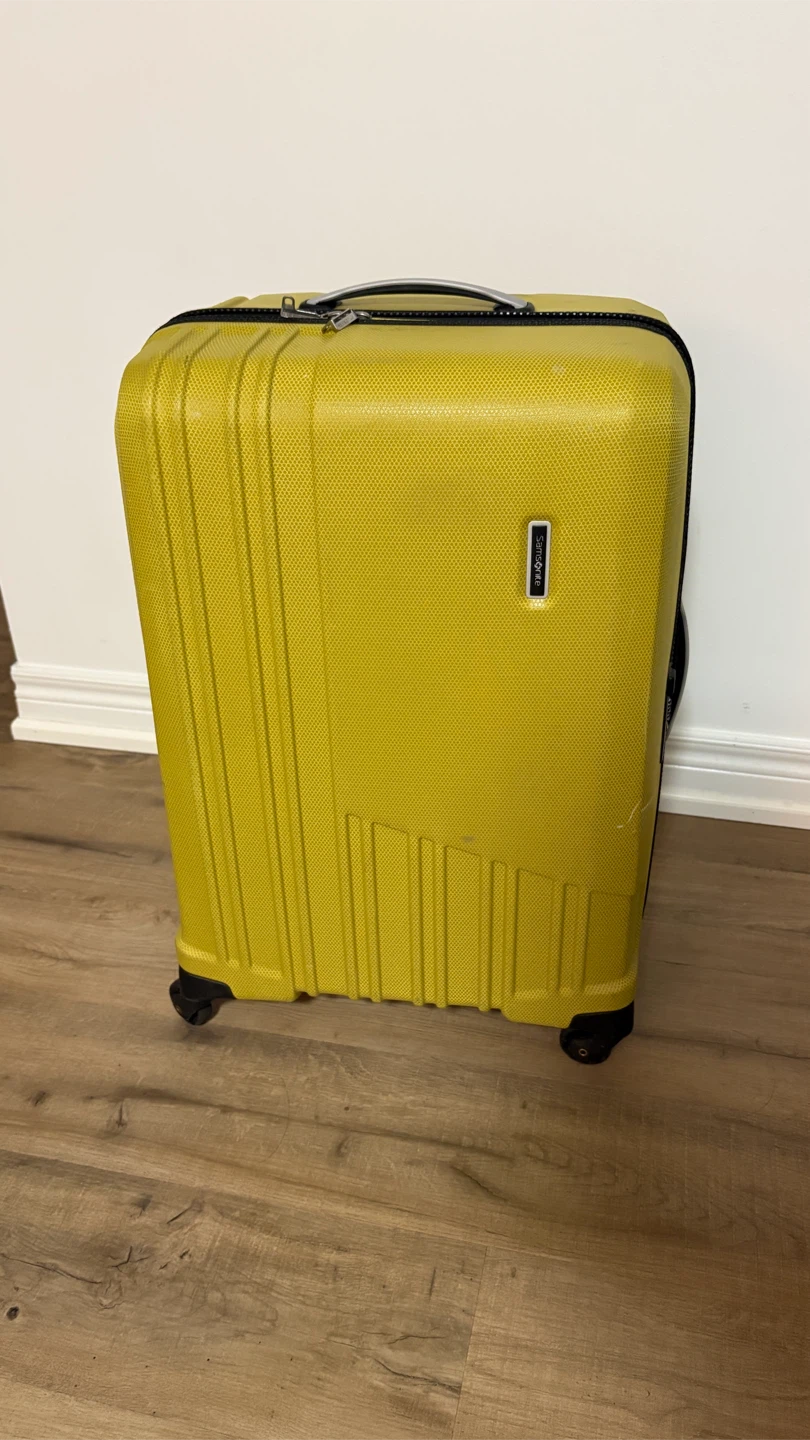 Samsonite Suitcase 10×17×25in