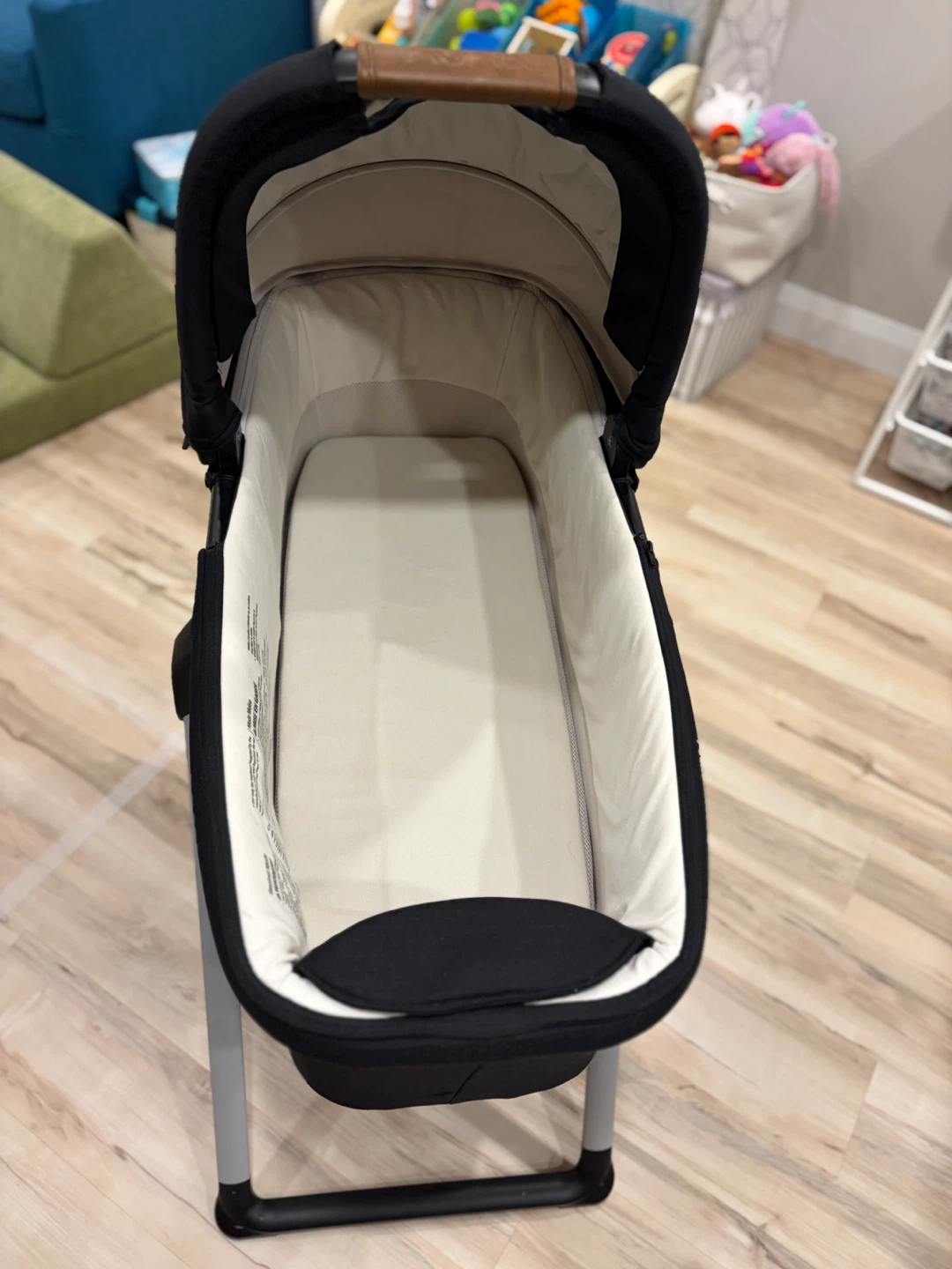 Nuna SWIV + TRIV Bassinet with Stand (Stroller Attachment) - photo 4