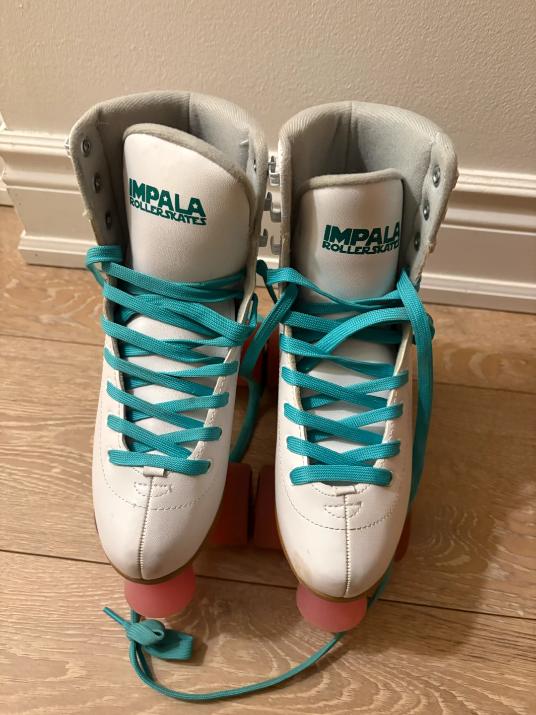 Impala White Roller Skates with Teal Laces - photo 3