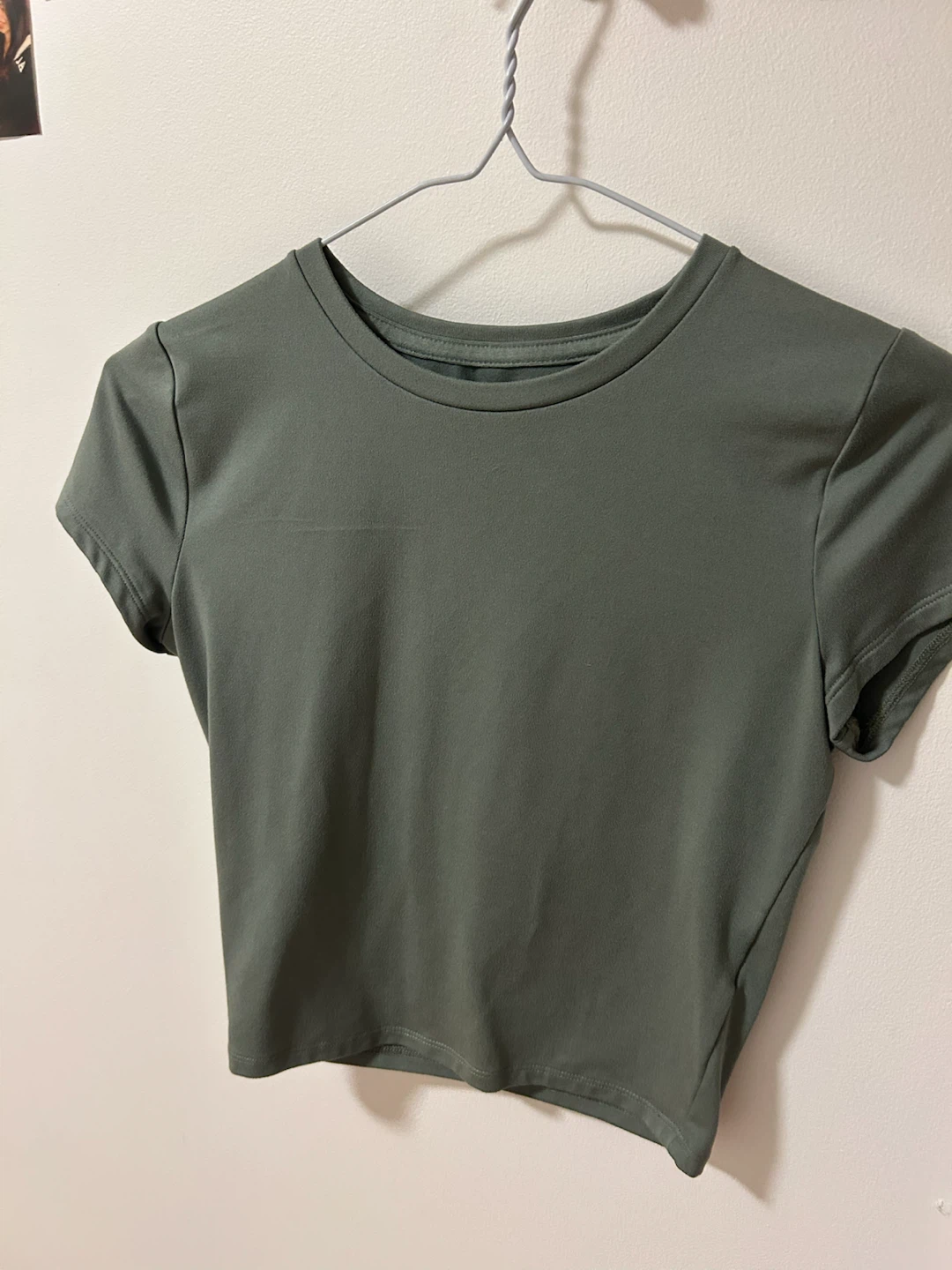 Hollister Green Cropped T-Shirt