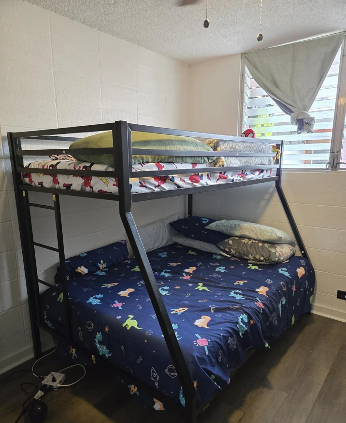 Black Metal Twin Over Full Bunk Bed - photo 3
