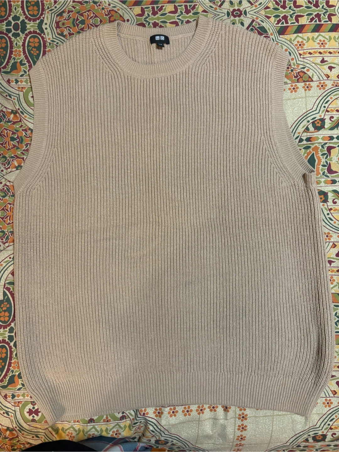 UNIQLO Ribbed Knit Vest - Tan - Large