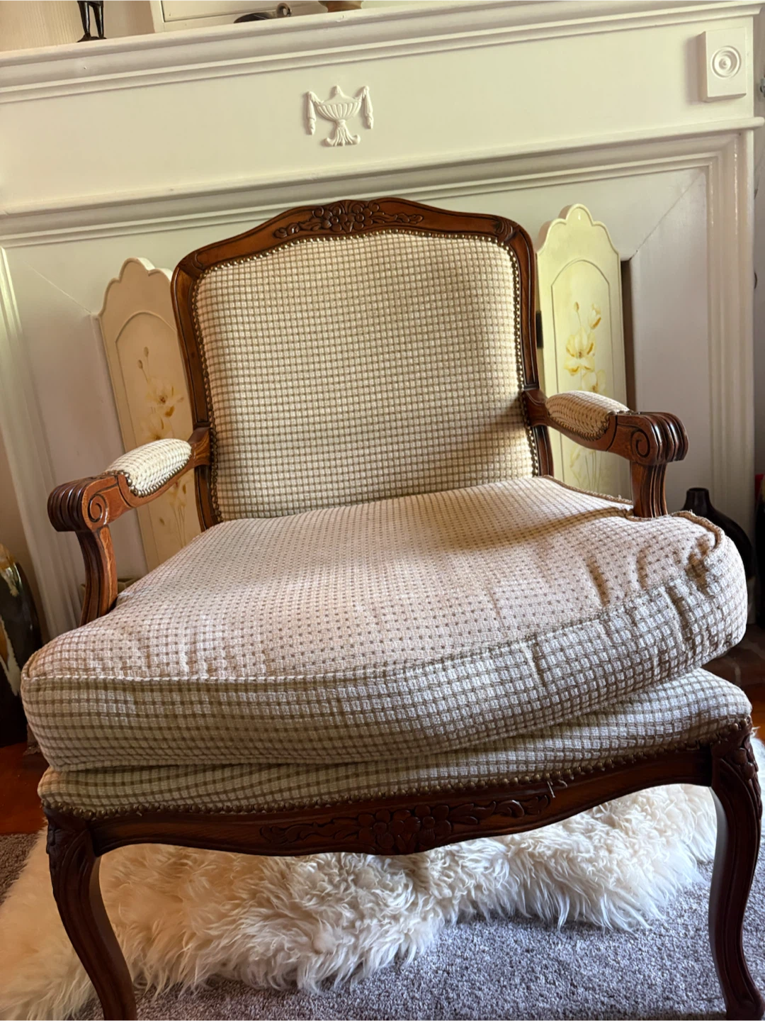 Vintage Accent Chair - photo 3