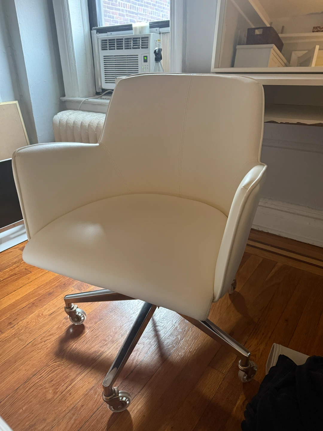 Vanity with Mirror Desk Chair and Lamp - photo 4