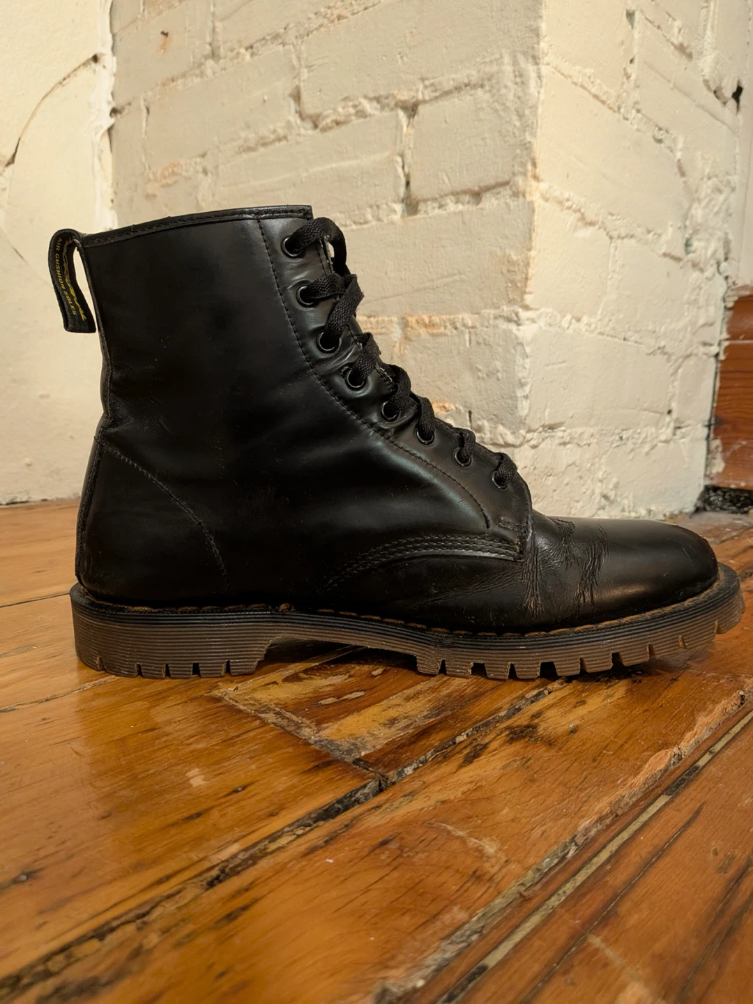 Dr. Martens Black Leather Boots size 11 - photo 4