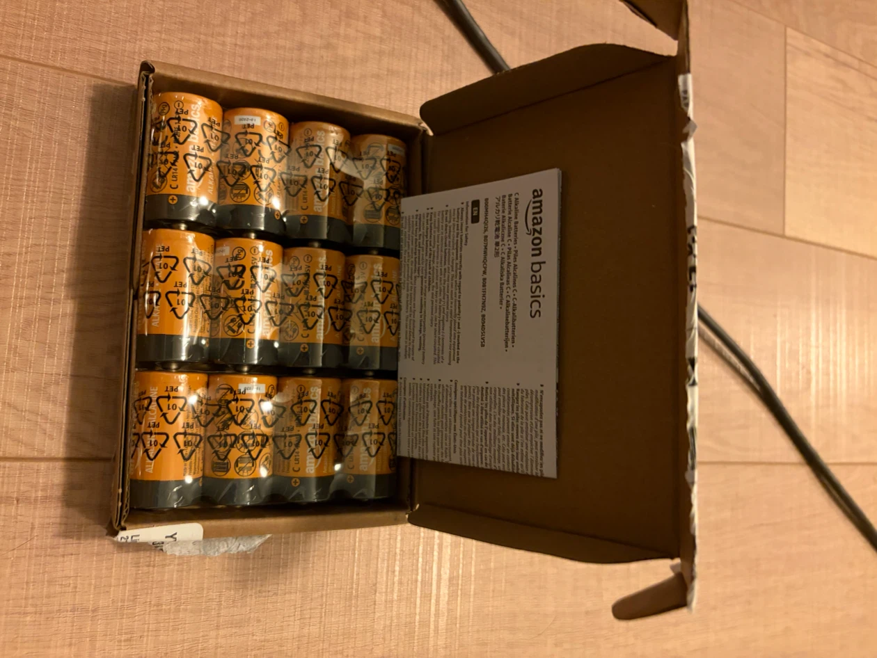 12 pack C Alkaline batteries - photo 2
