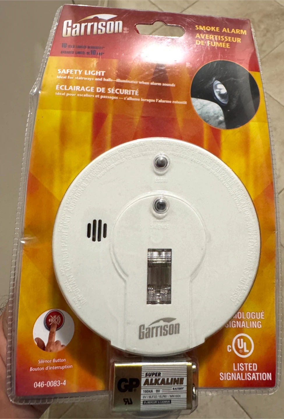 Garrison Smoke Alarm with Safety Light