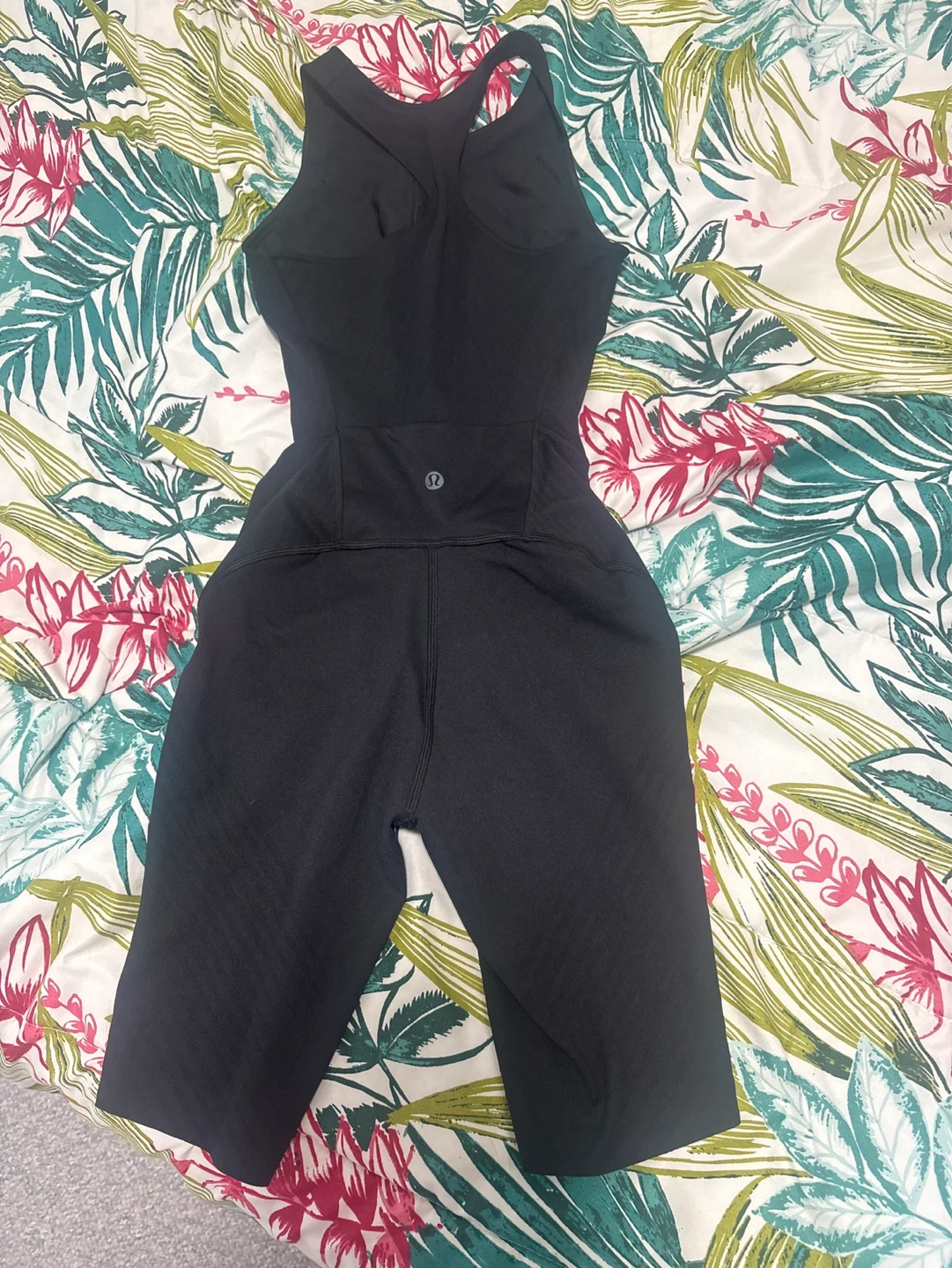 Lululemon Black Athletic Bodysuit - Size 6 - photo 2