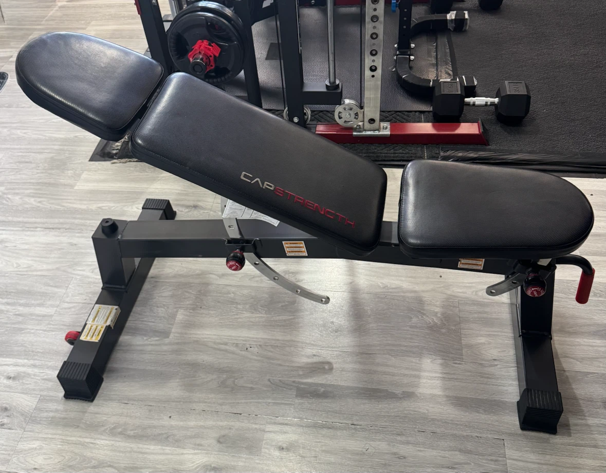 CAP Strength Adjustable Weight Bench