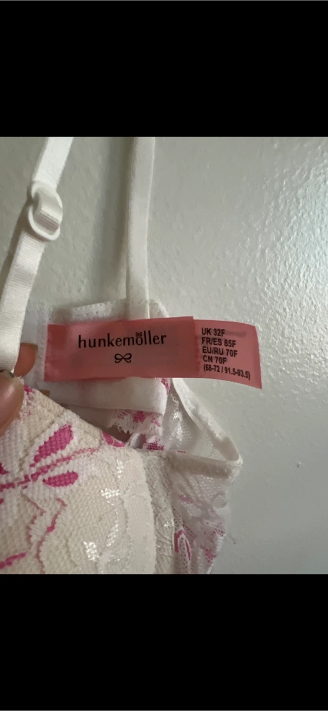 Hunkemöller White Pink Floral Lace Bra 32F - photo 2