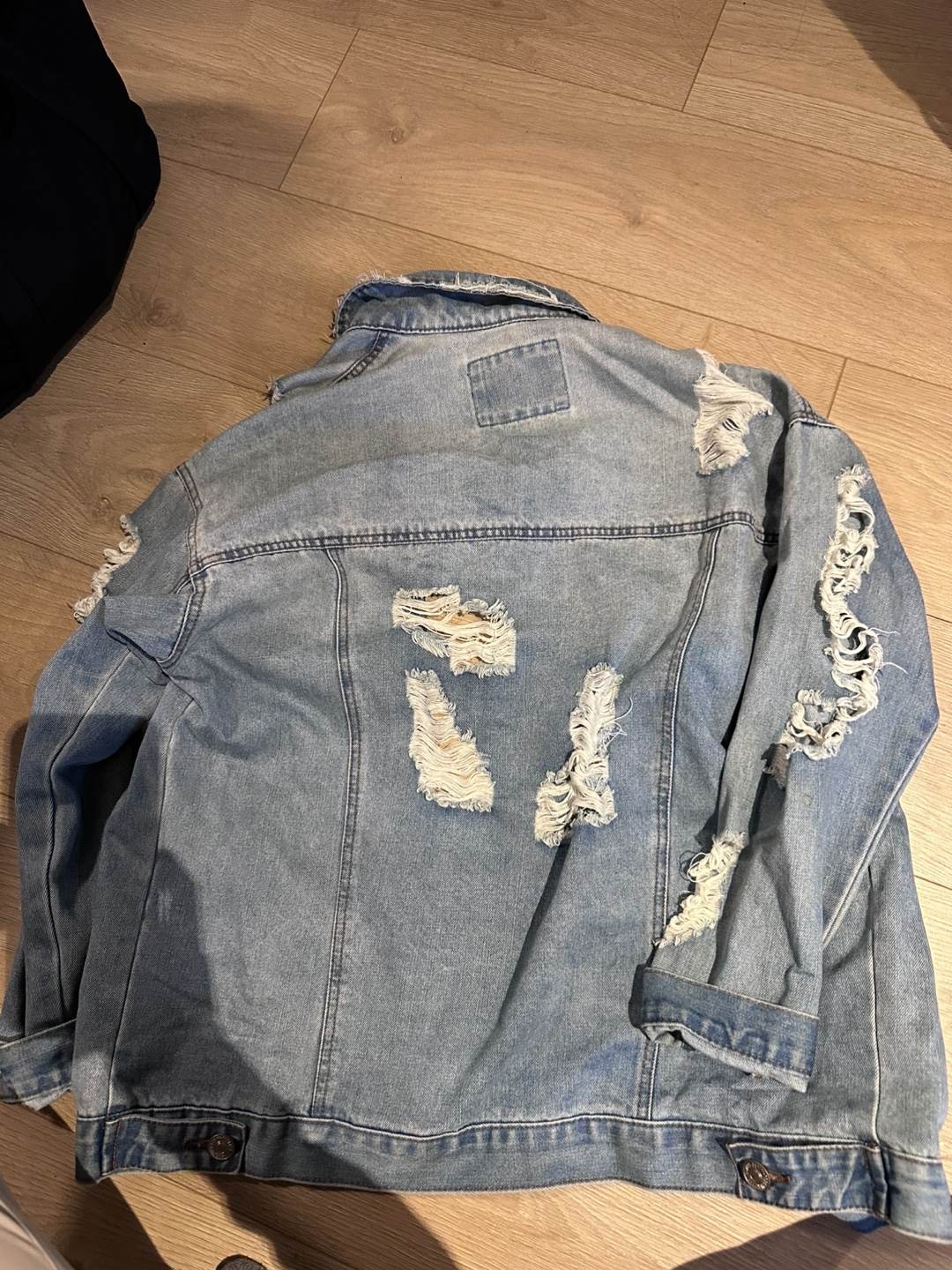 Forever 21 Distressed Denim Jacket - photo 2