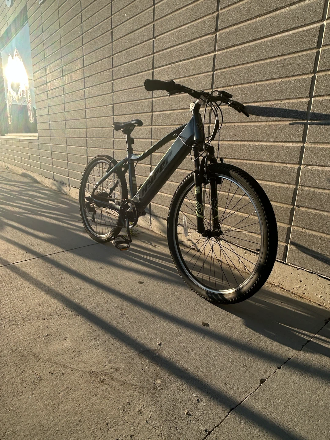 Hyper 26" Electric Mountain Bike - Freshly Serviced w/ Charger