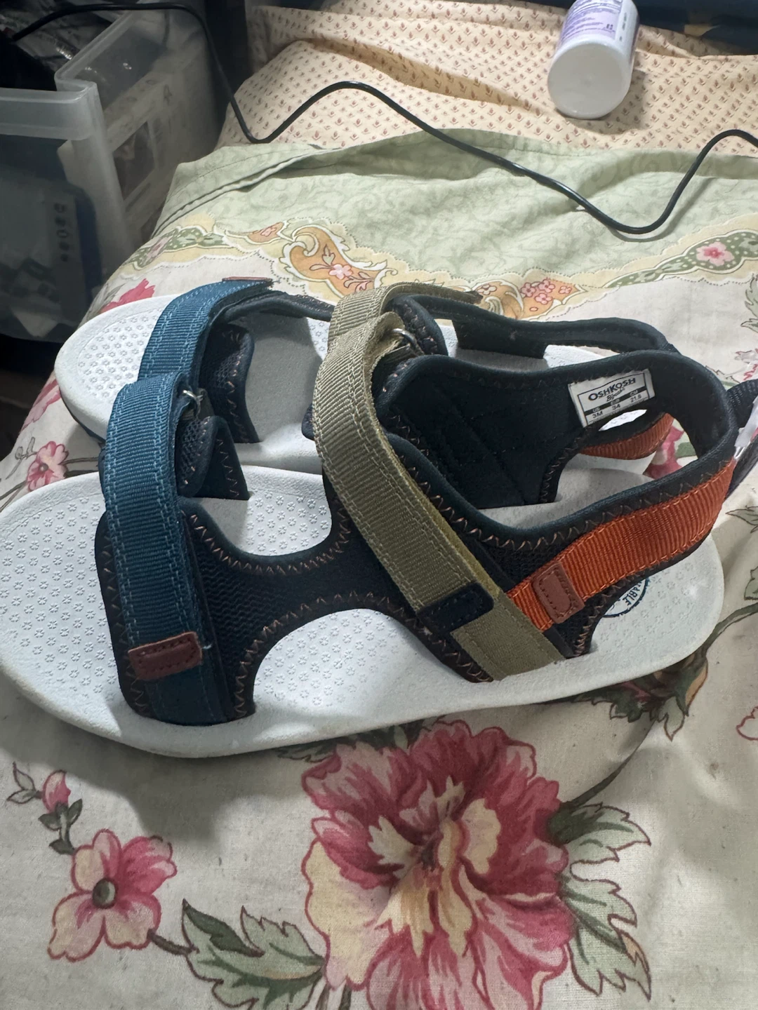 OshKosh B'gosh Youth 3 Washable Sandals - photo 2