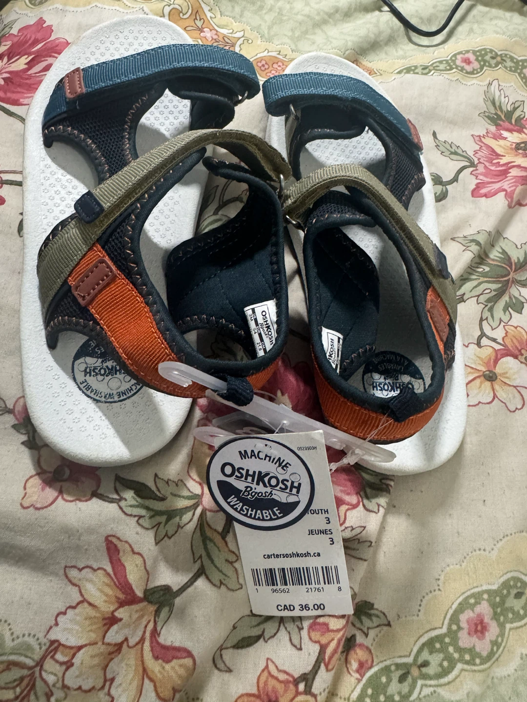 OshKosh B'gosh Youth 3 Washable Sandals - photo 4