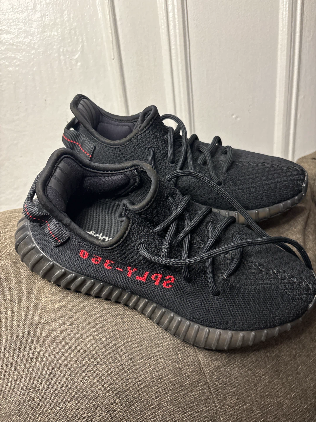 Adidas Yeezy Boost 350 V2 Core Black Red - photo 2