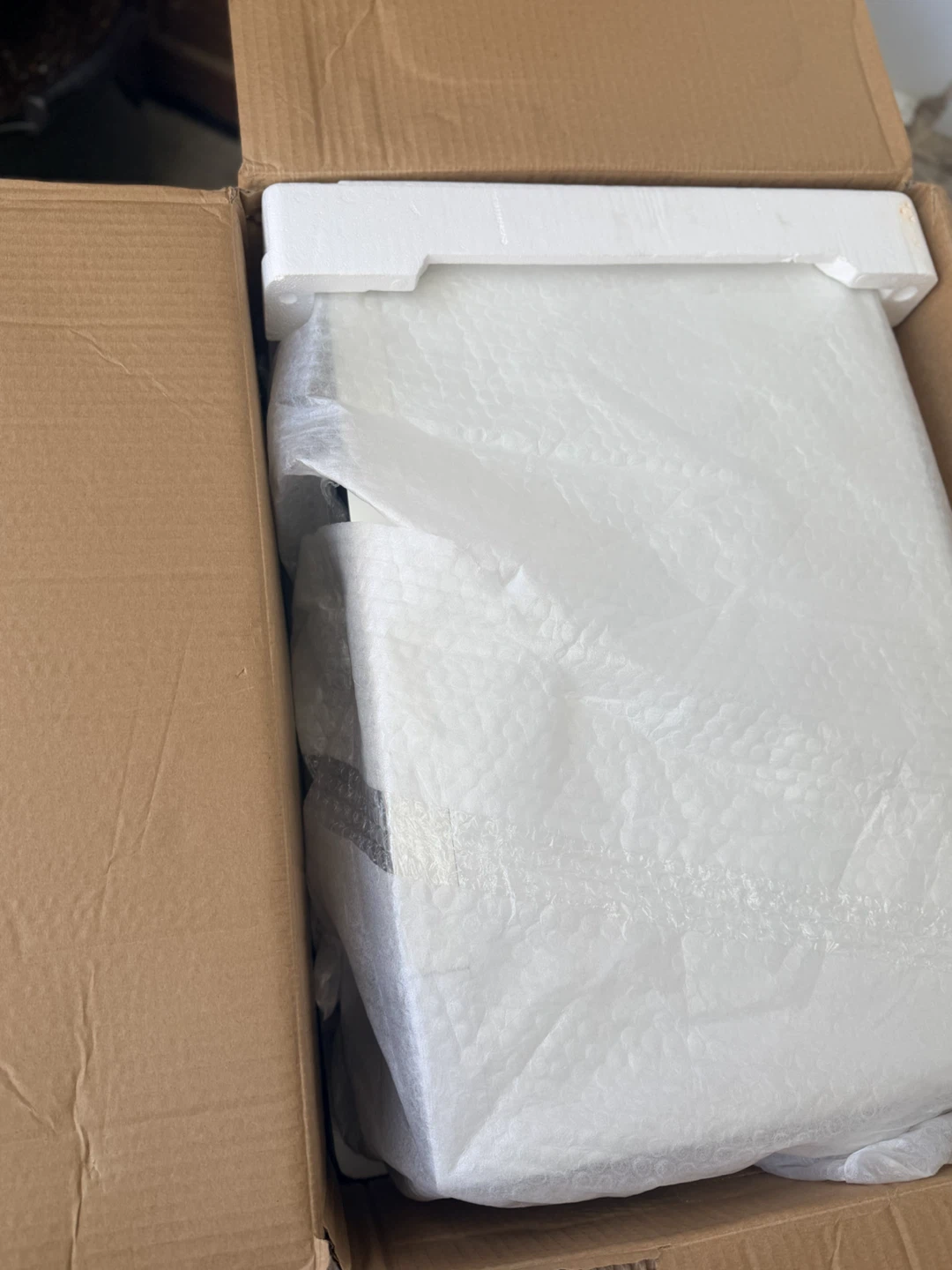 Brand new with box Danby Microwave Oven - photo 4