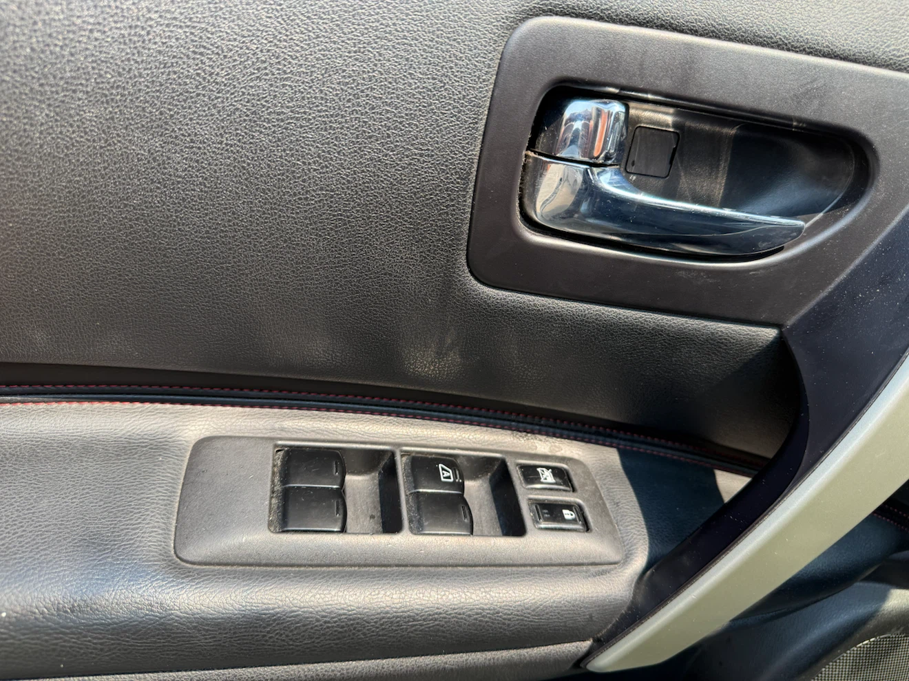 2010 Nissan Rogue SL AWD - photo 5