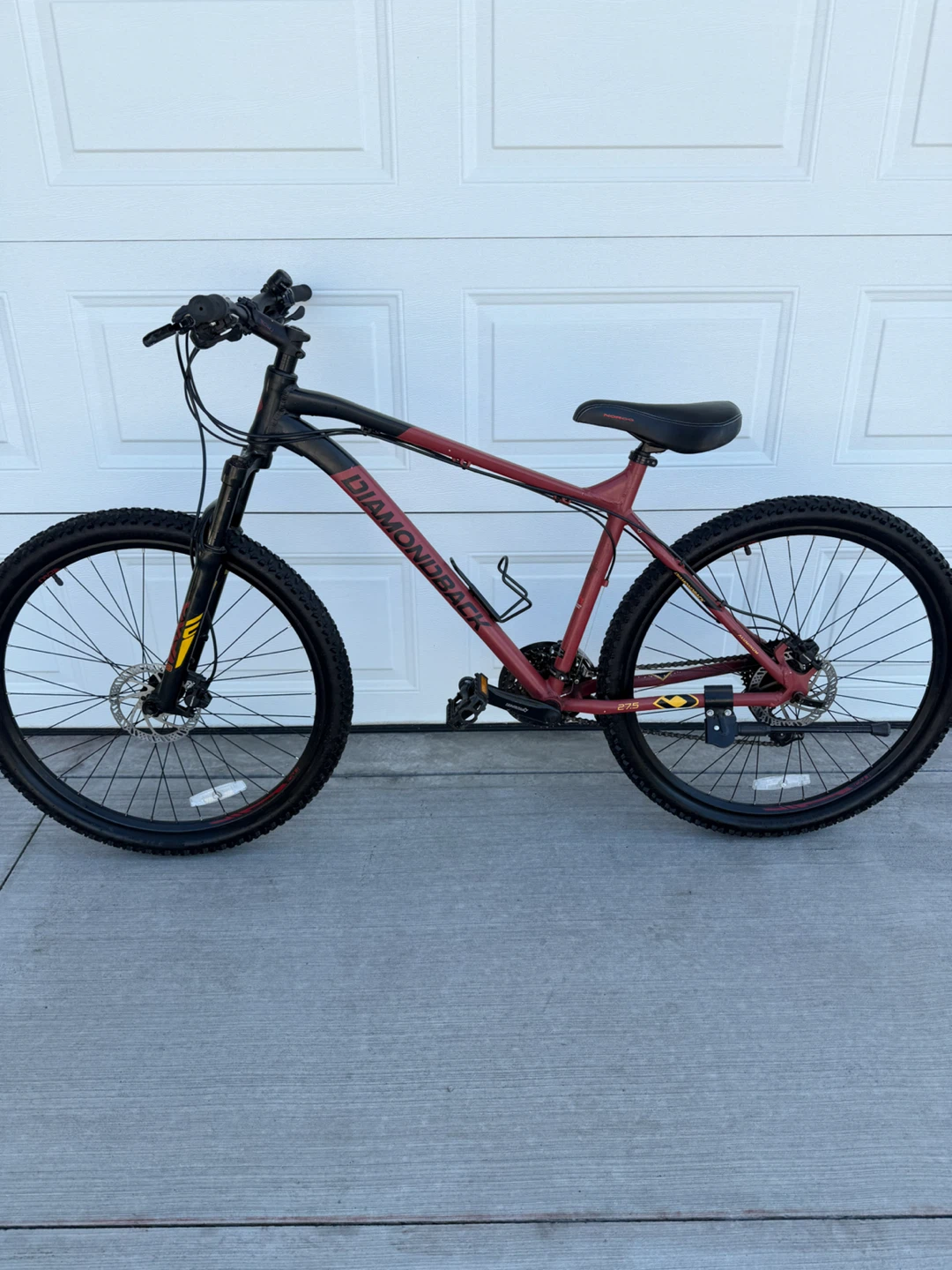 diamondback motown 27.5” bike - photo 2