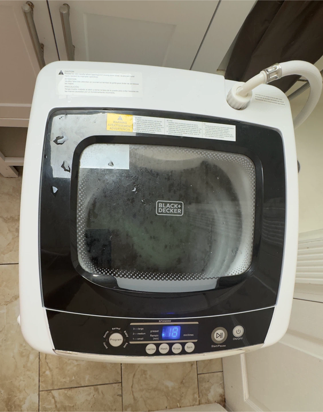 Black+Decker Compact Washing Machine - photo 2
