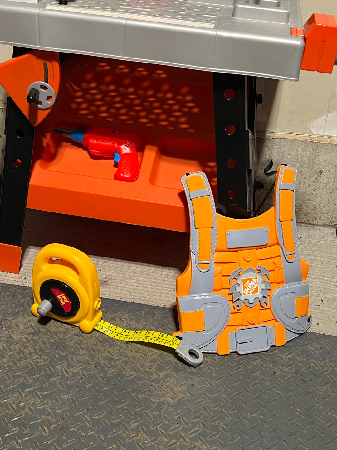 Black+Decker Kids Toy Workbench with Accessories - photo 2